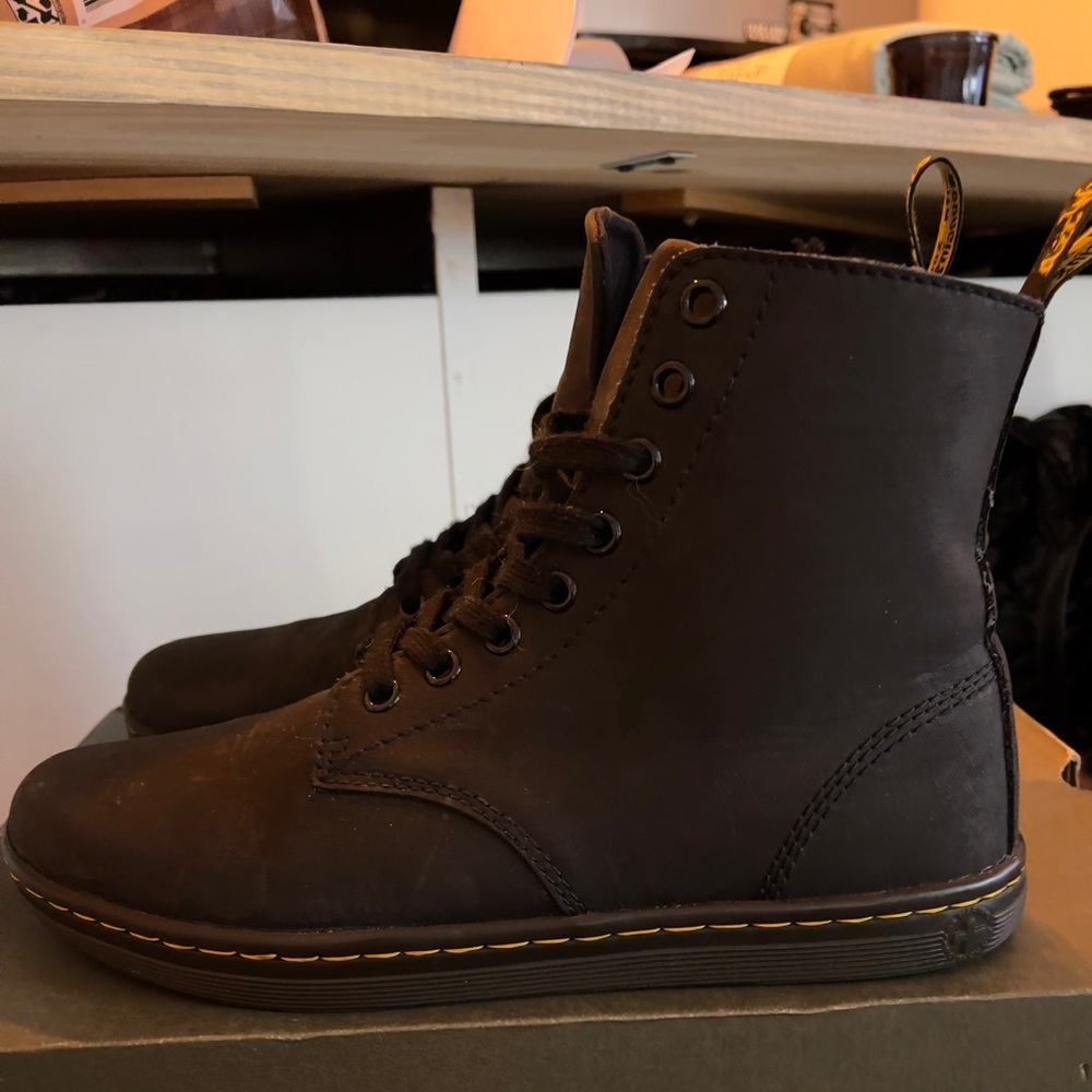 Womens Dr. Marten’s boots